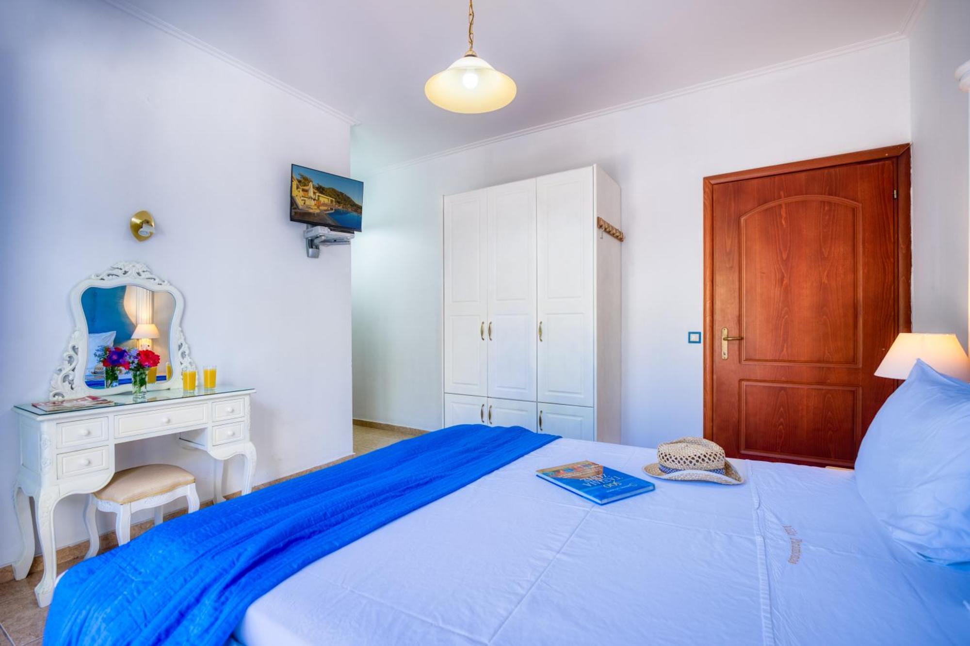 Sea View Villa Paramonas Paramonas  Екстериор снимка
