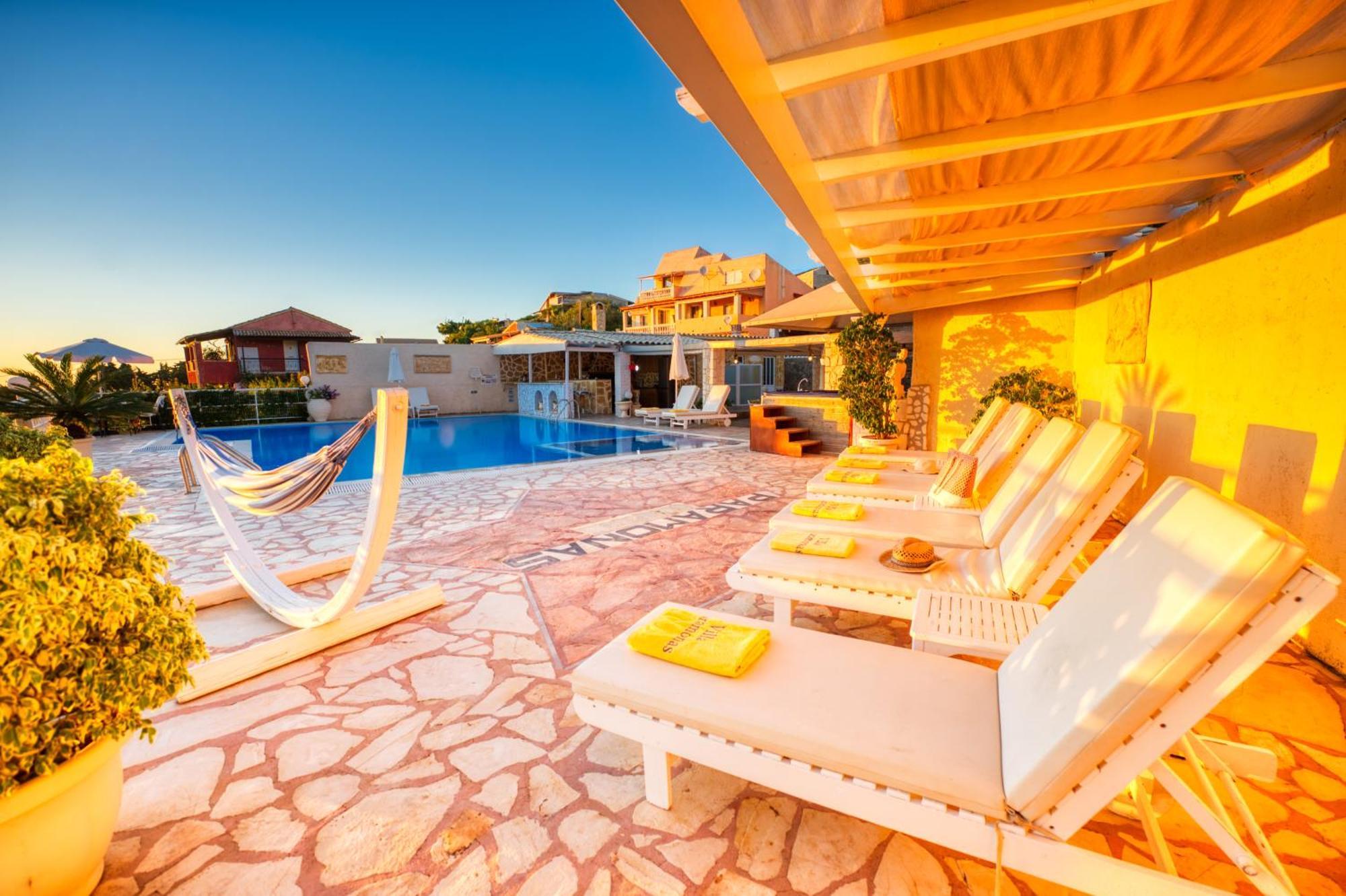 Sea View Villa Paramonas Paramonas  Екстериор снимка